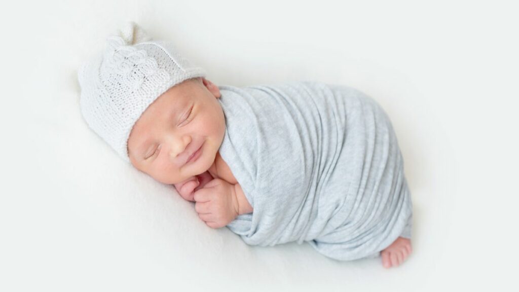 Die schönsten Ideen für monatliche Meilenstein-Babyfotos