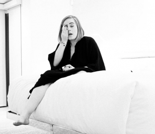 #regrettingmotherhood: Sängerin Adele bereut jeden Tag