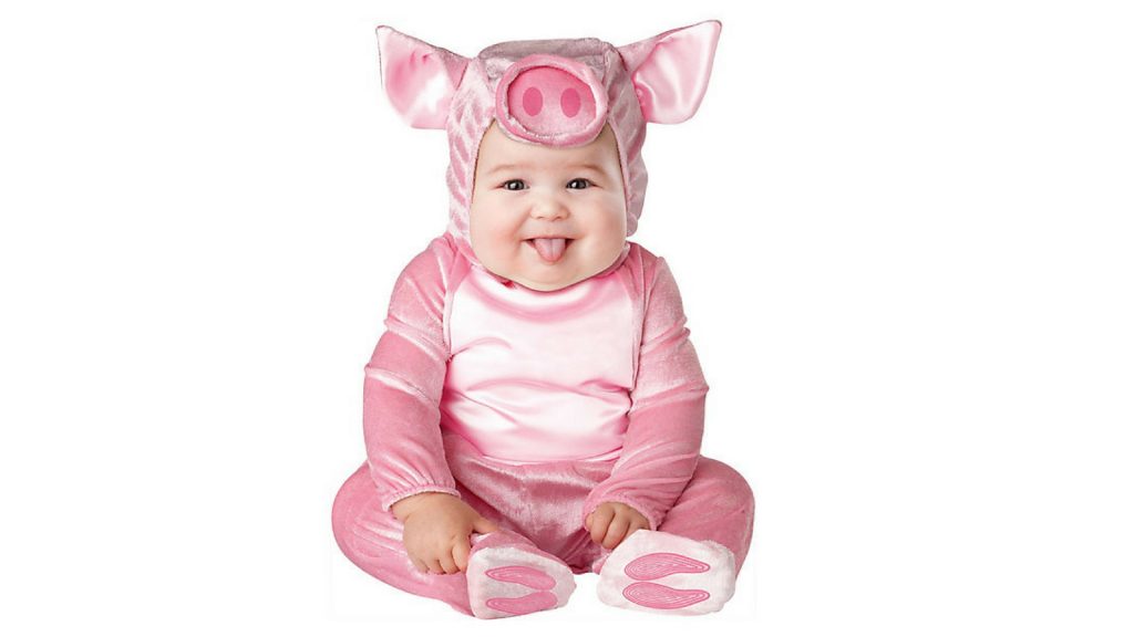Oink, oink… ein Tusch für das Schweinchen-Kostüm! ?