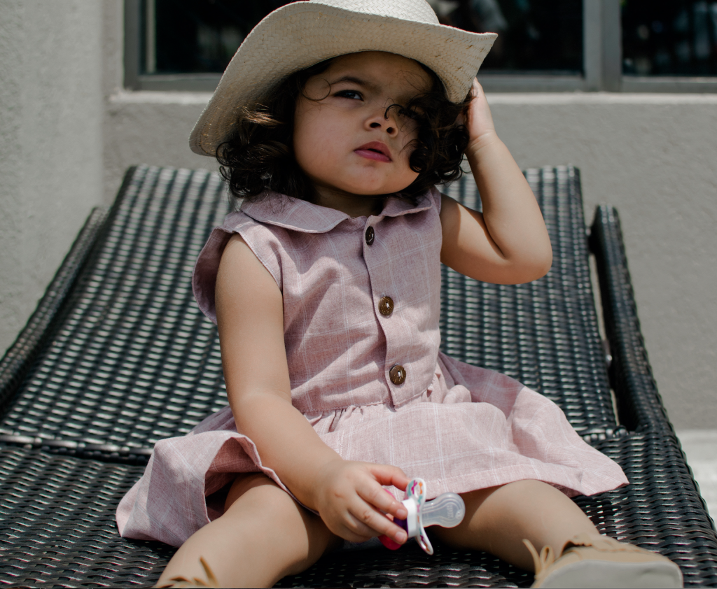 Mein Kind beisst und schlägt mich. Hilfe, was soll ich tun? Echte Mamas