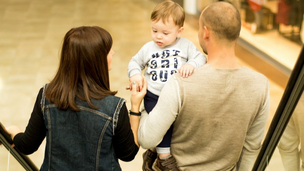 So viele Wörter sollten Kleinkinder für eine optimale Gehirnentwicklung hören