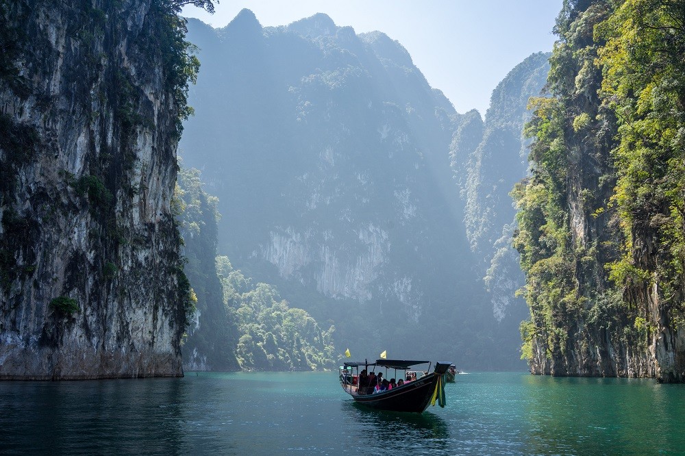 Thailand ist ein warmes Reiseziel für den Urlaub im Winter mit Kindern 