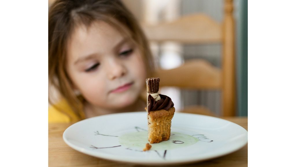 „Alles, was mein Kind essen will, sind süße Snacks.“ Kennt ihr? Das hilft: