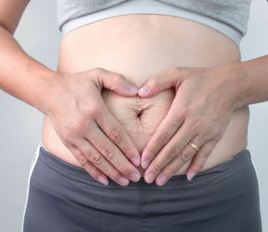 Wir Mamis dürfen unseren After-Baby-Body mit Stolz tragen!