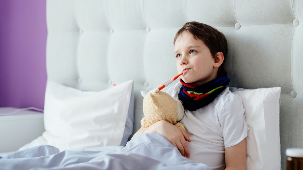 Grippe-Epidemie so schlimm wie nie: Was für dein Kind jetzt wichtig ist