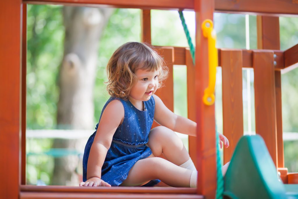 So schaffe ich es, mein Kind ohne Drama vom Spielplatz zu bugsieren