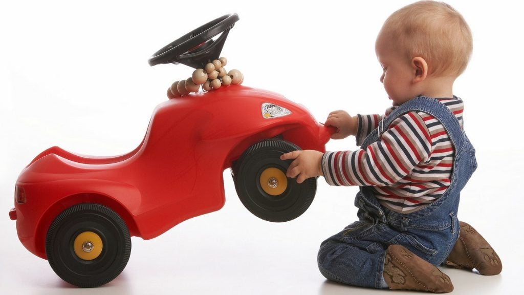 Ratter-Alarm? 3 Tipps, wie du die Räder von Kinderfahrzeugen schnell zum Schweigen bringst