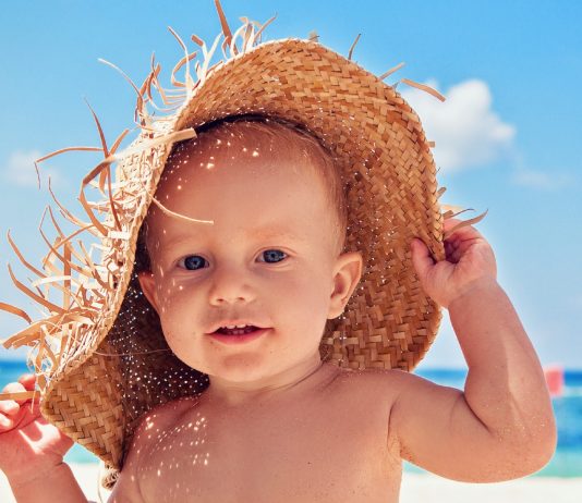 5 coole Tipps, wie dein Baby heil durch den Sommer kommt