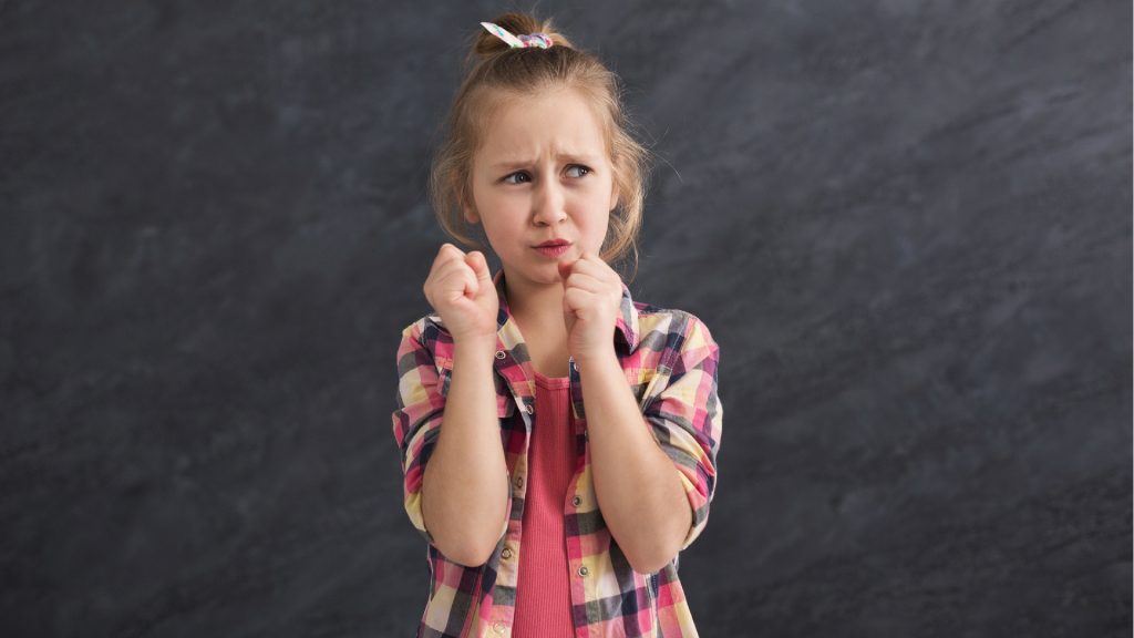 Frühe Pubertät: Es kann sogar schon Kindergartenkinder treffen!