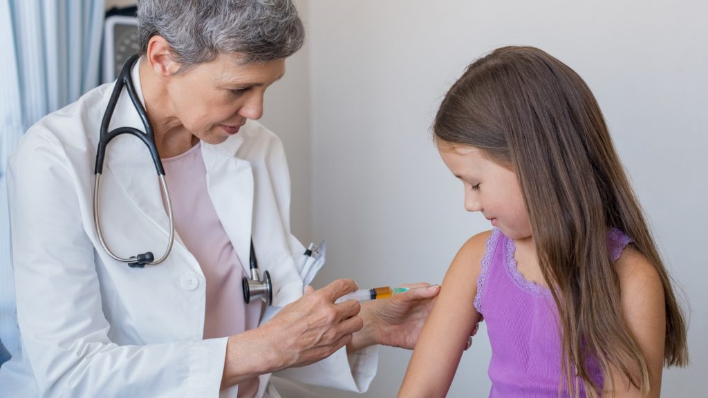 Für welche Kinder empfiehlt die STIKO eine Grippeschutzimpfung?