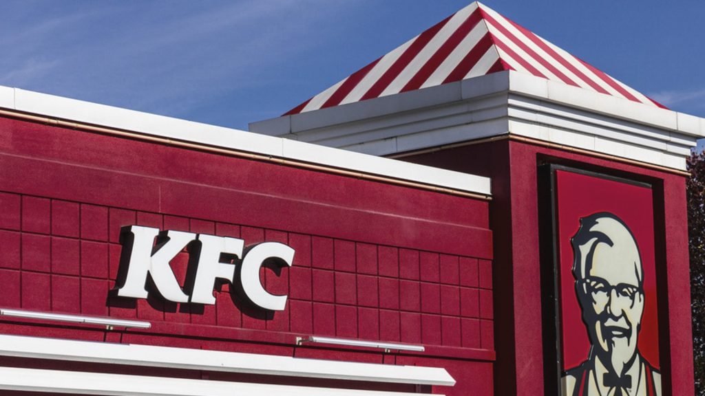 Stillende Mama verklagt den Fast-Food-Riesen Kentucky Fried Chicken