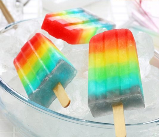 Eis für Kinder selber machen: Regenbogeneis