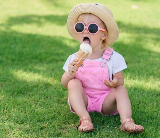 Mädchen Sommer Eis