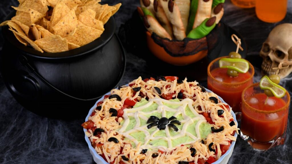 Halloween Paprika: Gesunder Snack nach der Grusel-Tour