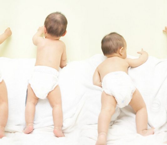 Trendnamen 2020: Babys von hinten