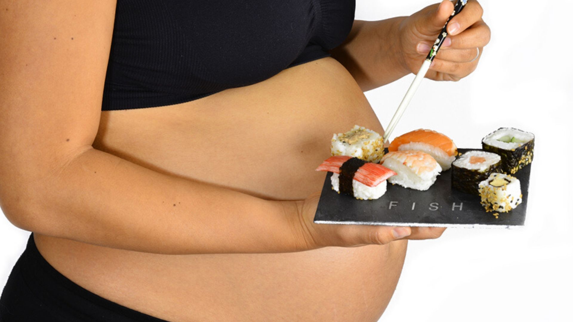 Беременность ем мясо. Роллы и беременность. Роллы на женщине.