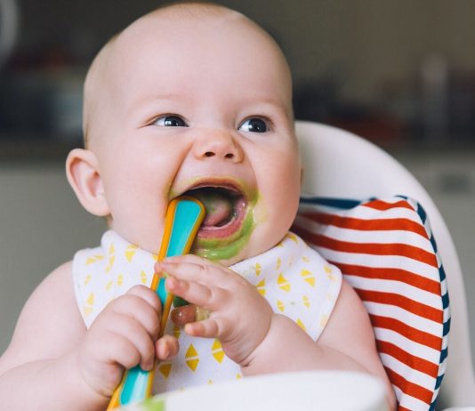 Abendbrei für dein Baby kannst du ganz einfach selber machen.