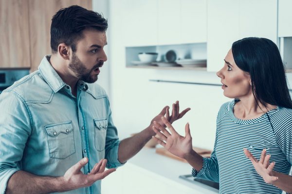 Wenn mein Mann mal zu Hause ist – streiten wir uns heftig.