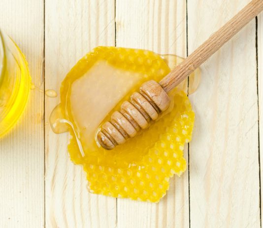 In der Schwangerschaft ist Honig nicht nur erlaubt, er ist sogar ein tolles Hausmittel.