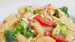 Brokkoli und Käse – eine super leckere Kombi für ein leckeres Pasta Rezept. 