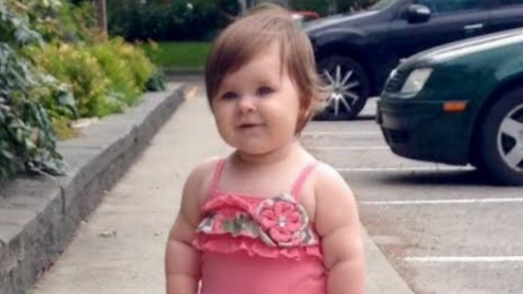 Bodyshaming beim Baby: „Meine Tochter wurde weltweit als fett beschimpft!“