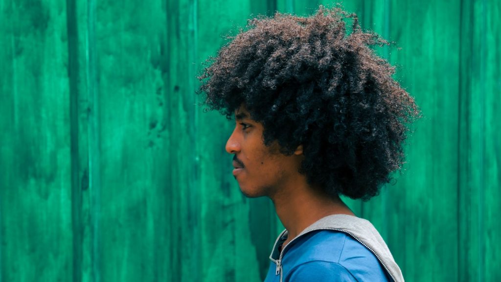 „Ziehe keinen Kapuzenpulli an!“ Schwarzer Junge teilt seine Überlebensregeln