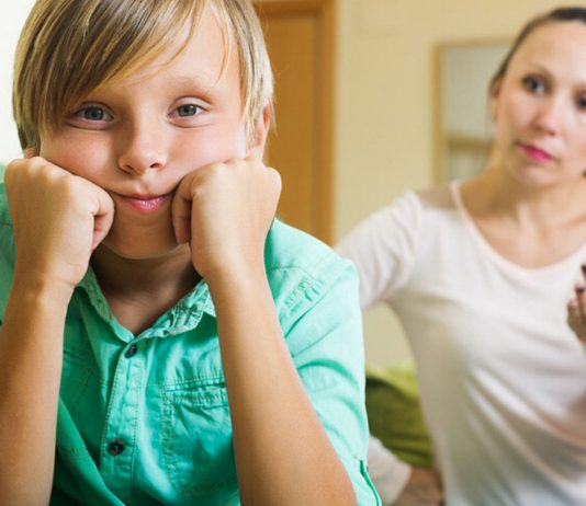 Zuviel Kontrolle kann unseren Kindern langfristig schaden.