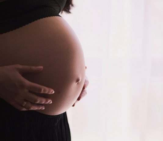 Warum Bauchgurt in der Schwangerschaft und nach der Geburt