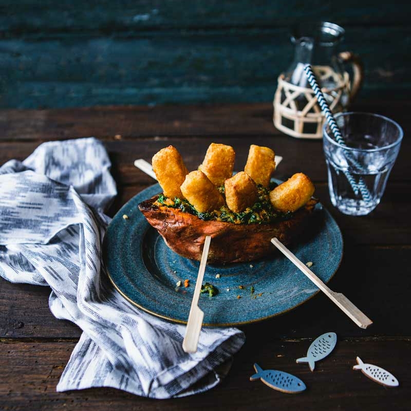 Mjam: Süßkartoffel-Schiffchen mit Backfischstäbchen.