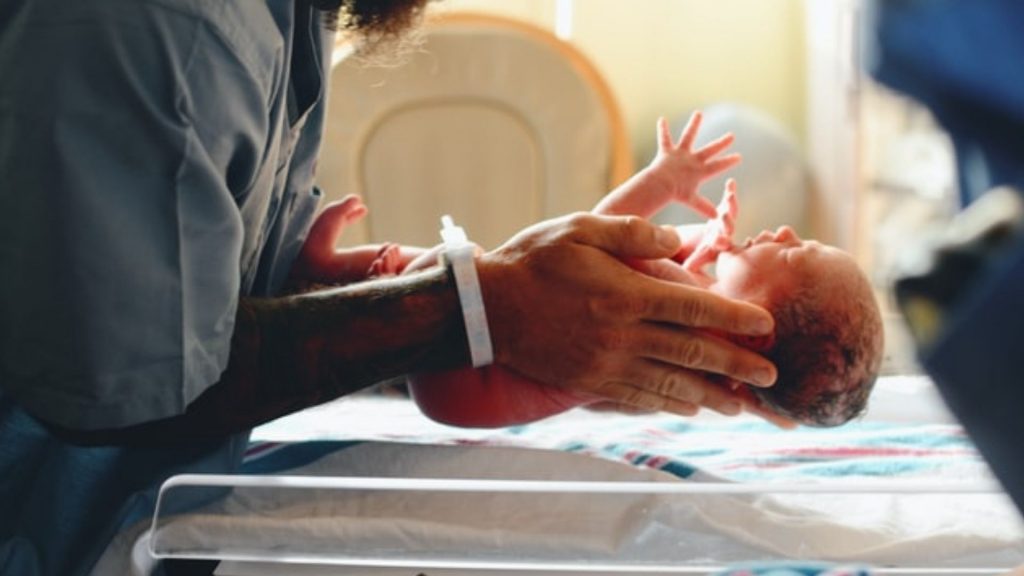 Kind überlebt Abtreibung – seine Mama erfährt es erst 35 Jahre später