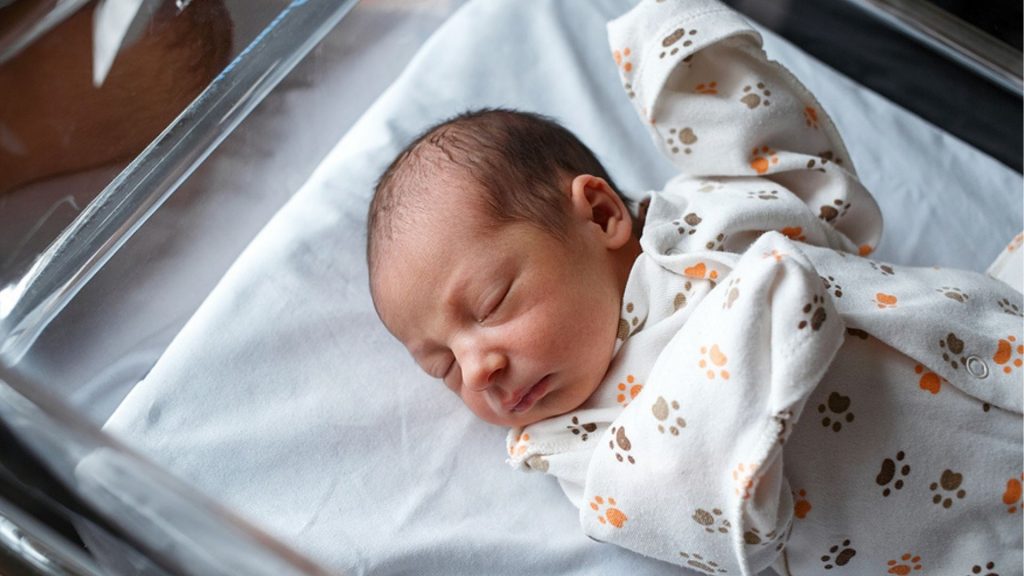 Merkwürdiger Fall: Baby aus Klinik entführt! Oder doch nicht?