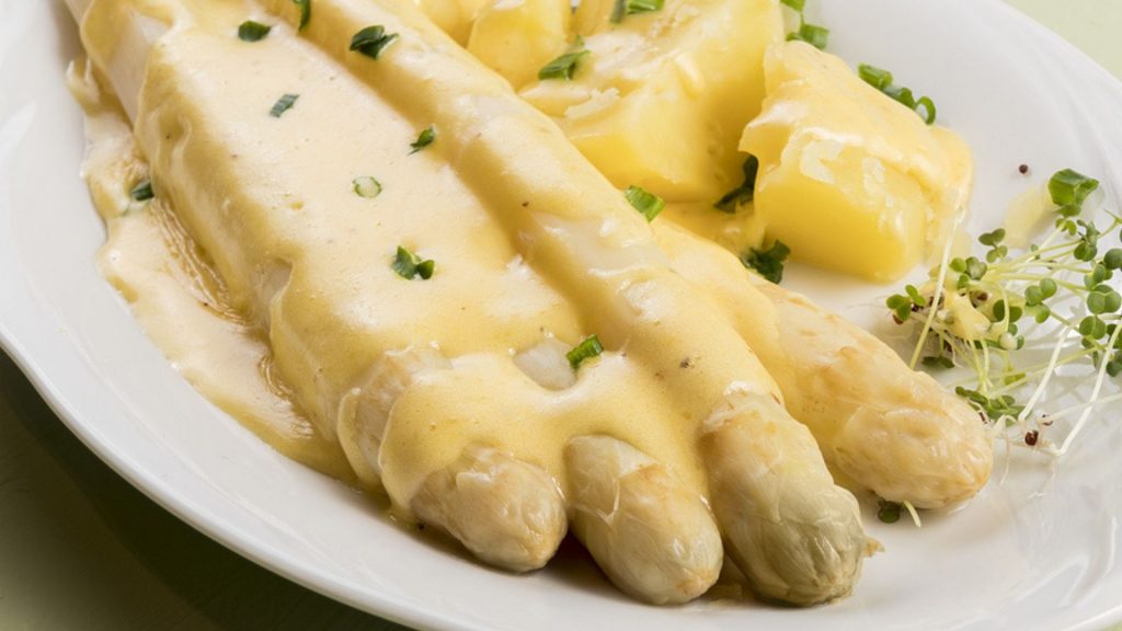 Sauce Hollandaise während der Schwangerschaft: Ist sie erlaubt?