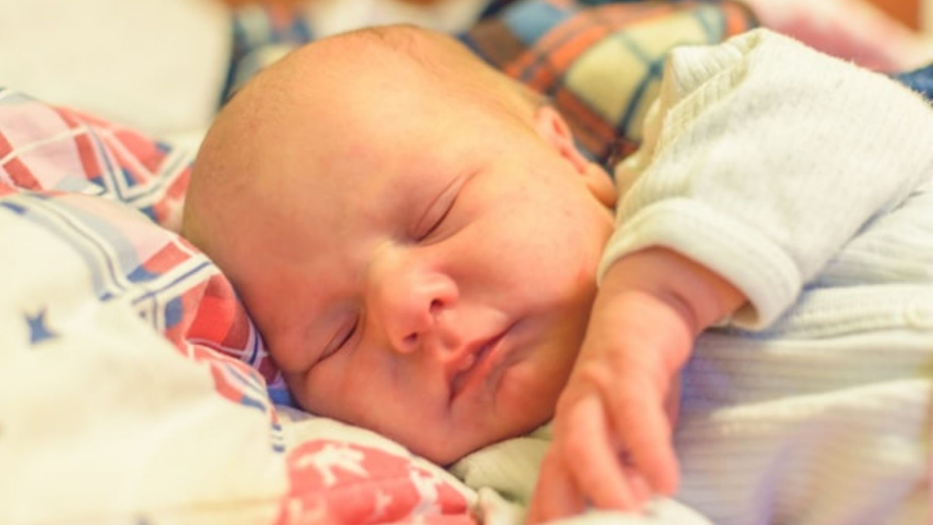 „Mein Baby ließ sich nicht mehr wecken 18 Stunden lang.“