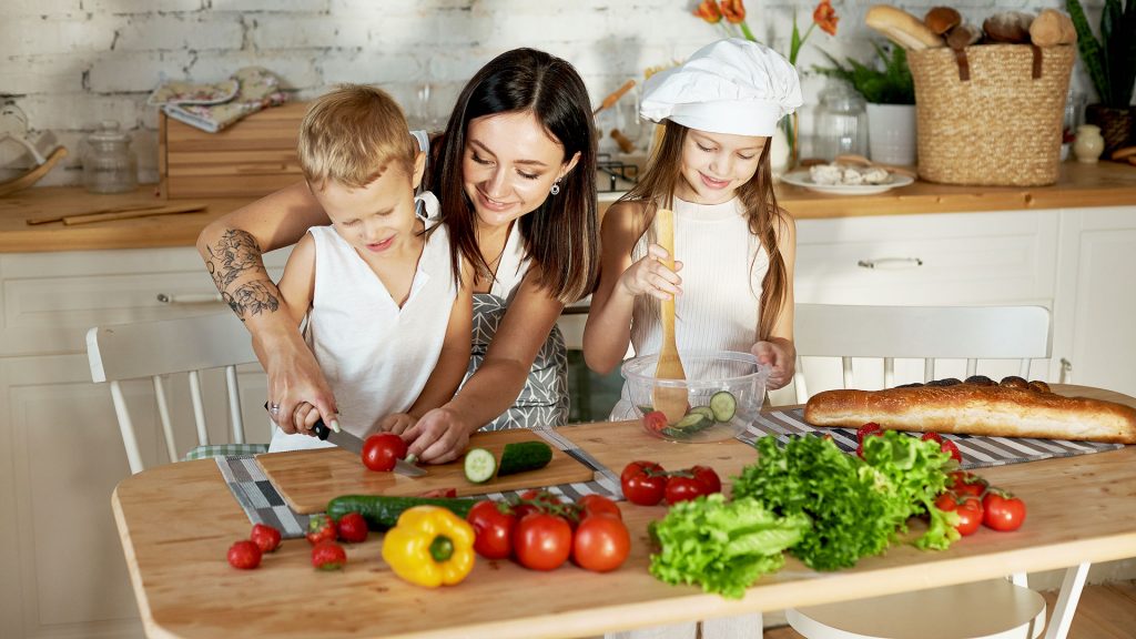 Mit Kindern kochen: Einfache Rezepte