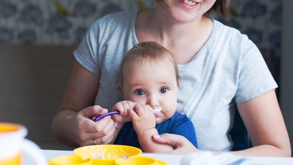 Frühstücksbrei fürs Baby: Voller Energie in den Tag