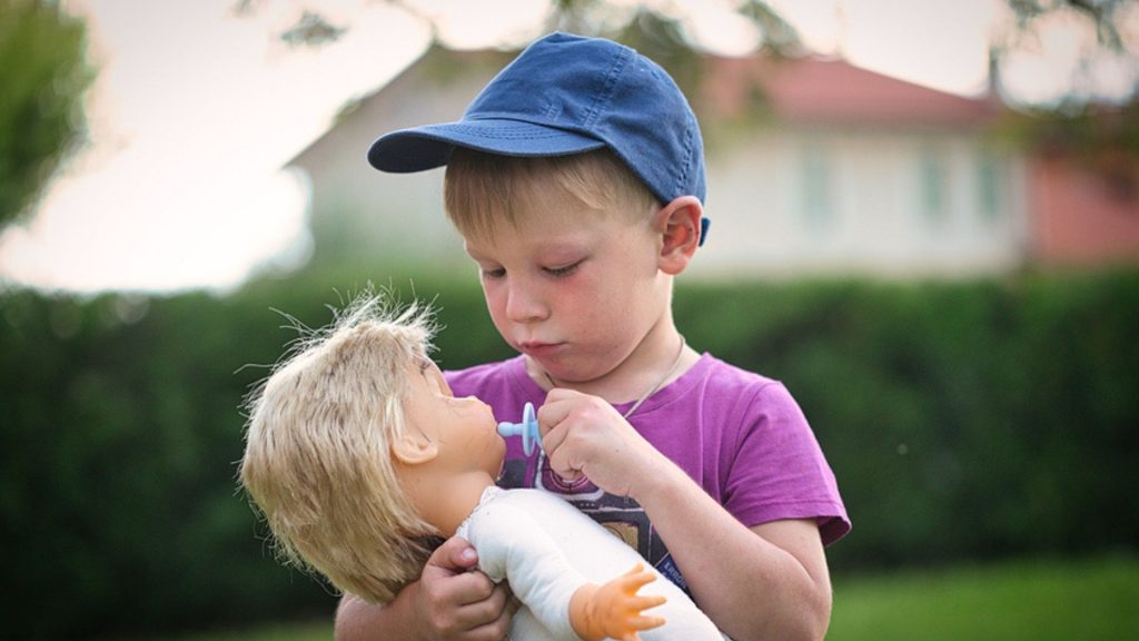 „Mein Mann will nicht, dass unser Sohn mit Puppen spielt.“