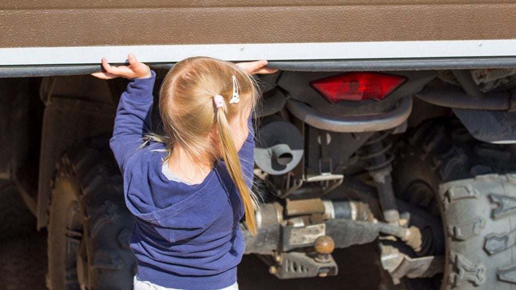 Anzeige gegen 6-Jährige: Fahren ohne Führerschein – und das zu schnell!