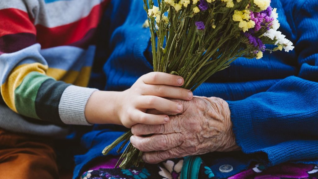 97 Jahre Altersunterschied? Kein Hindernis für wahre Freundschaft!