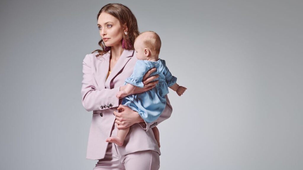 Keine Kinderbetreuung? Diese coole Mama nimmt ihr Kind mit zum Bewerbungsgespräch