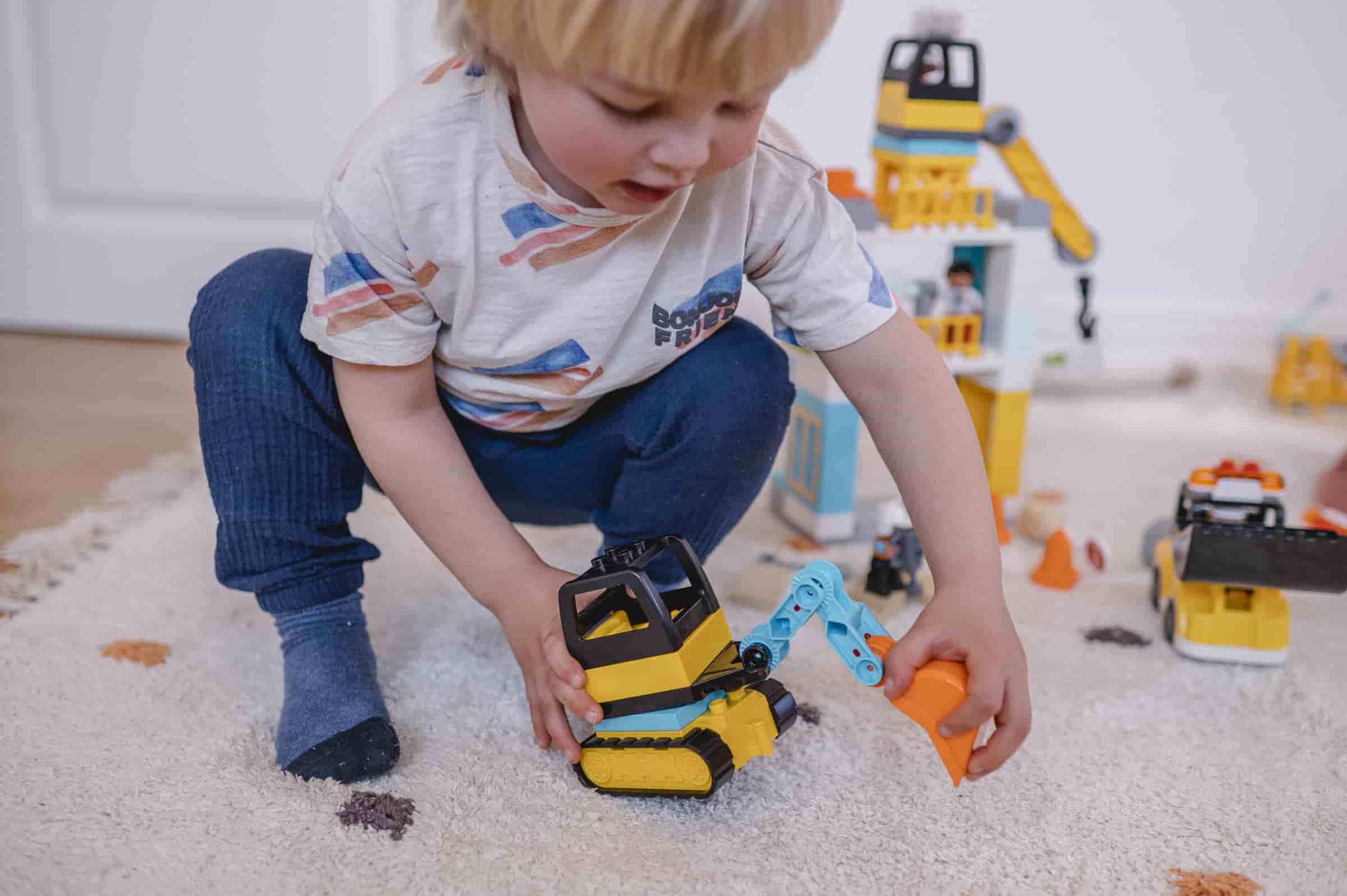 Mit den LEGO DUPLO Sets können Kinder in verschiedene Welten eintauchen.