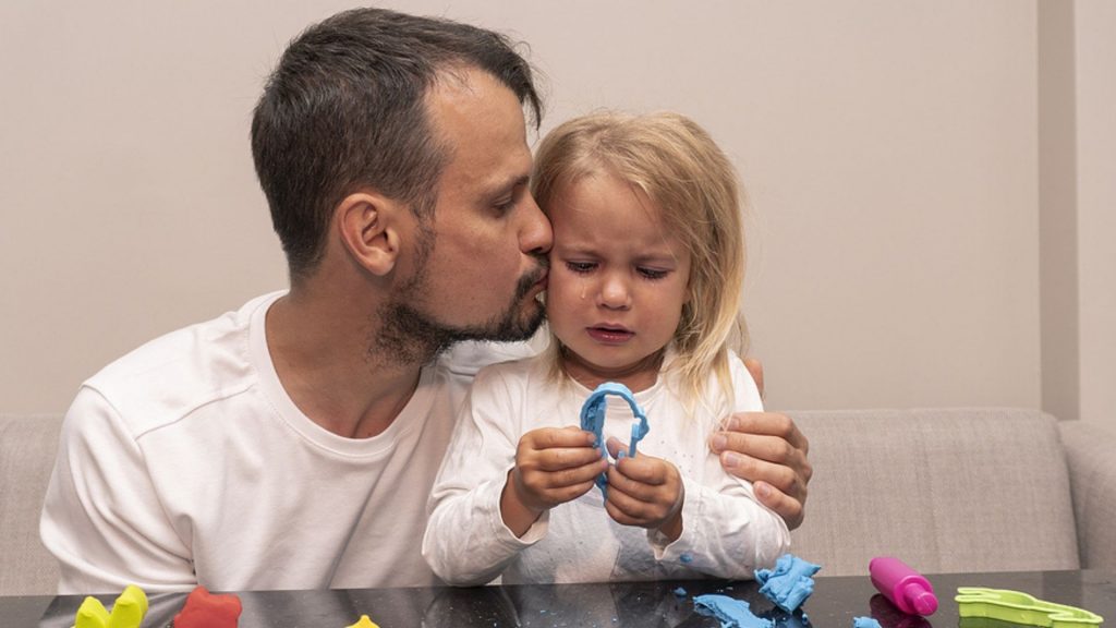 Zwei kleine Worte, die Streit mit Kindern gar nicht erst aufkommen lassen