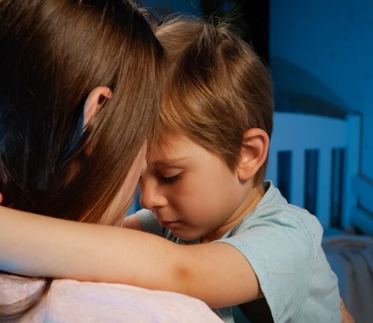 Wie fängt man die Trauer der Kinder richtig auf?