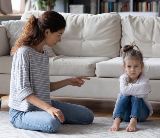 Muss Mama jetzt echt schon wieder meckern?