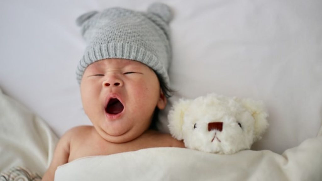 Zeitumstellung mit Baby: 5 Tipps für den Wechsel zur Winterzeit