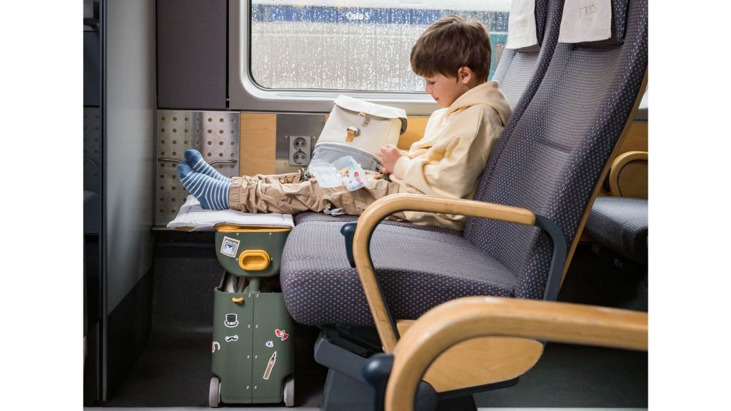 Reisen mit Kindern - mit dem Jetkids by Stokke wird es entspannter