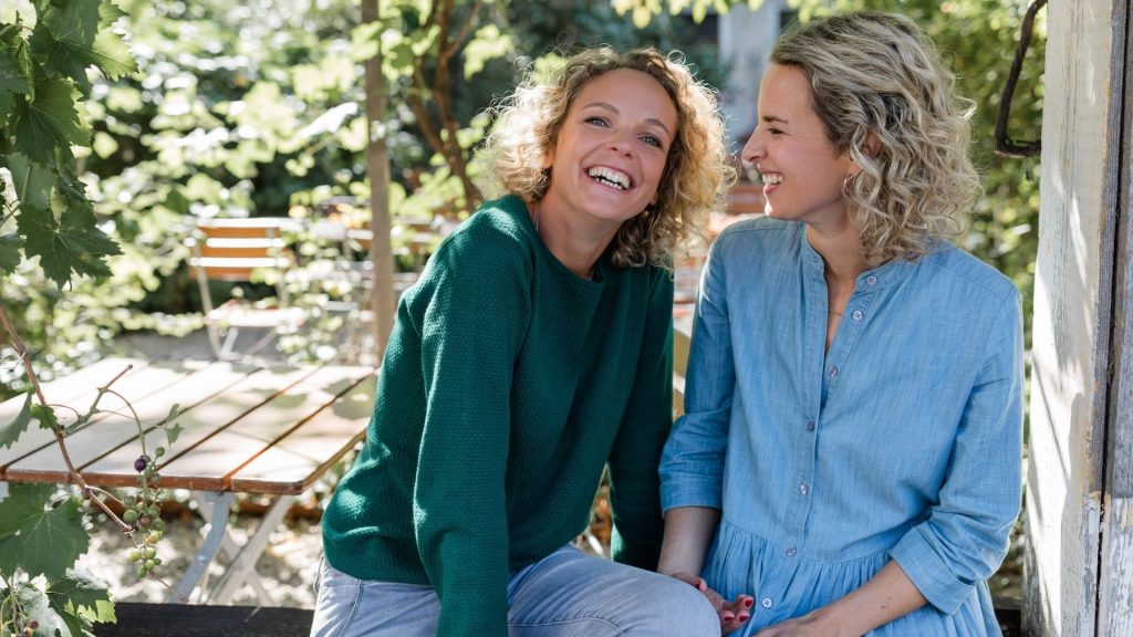 Lisa Harmann und Katharina Nachtsheim von Stadt Land Mama. 