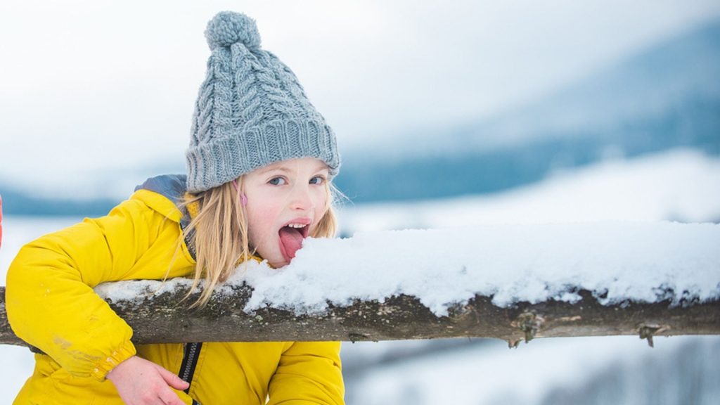 Lasst eure Kinder keinen Schnee essen – nicht nur der gelbe ist ungesund!