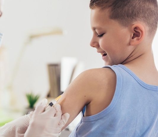 Die Stiko hat eine neue Impfempfehlung für Kinder herausgegeben.