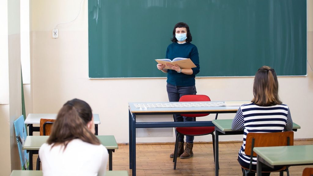 Wegen Corona-Maßnahmen: Vater schickt Kinder 1 Jahr nicht zur Schule