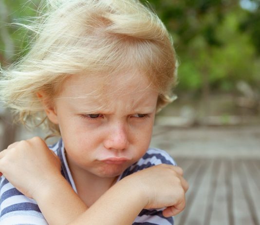 Kinder können so richtig gut wütend werden, für Eltern manchmal eine Herausforderung.